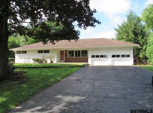 203 Winne Rd, Delmar, NY 12054