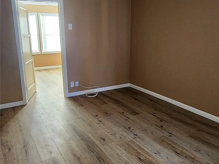 44613 Date Ave — Photo 2
