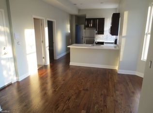 2439 W McLean Ave, Chicago, IL 60647