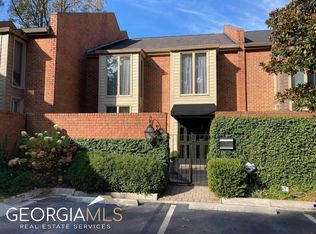 50 Willow Gln, Sandy Springs, GA 30342
