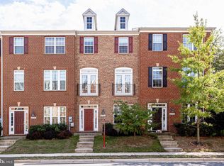 42791 Hay Rd, Ashburn, VA 20147