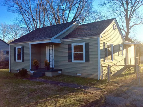 6 Eaton Cir, Fort Oglethorpe, GA 30742