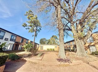 3629 N Mac Gregor Dr #35, Houston, TX 77004