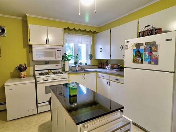 4th image of 32 Homer St
