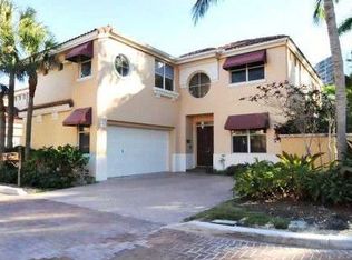 3740 NE 207th Ter, Aventura, FL 33180