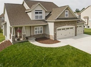 7769 Presque Isle Dr, Kalamazoo, MI 49009