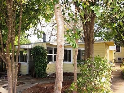1st image of 952 Hunt Ave