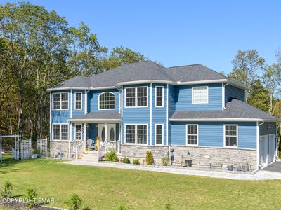 322 Russell Ct, Effort, PA, 18330