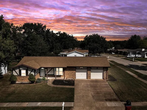 5264 Mild Dr, Saint Louis, MO 63129