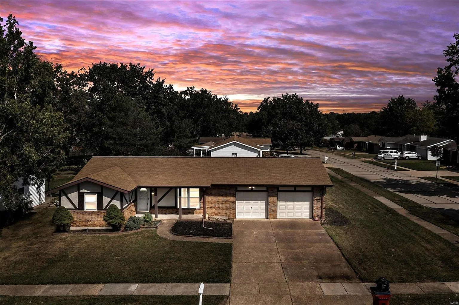 5264 Mild Dr photo 1