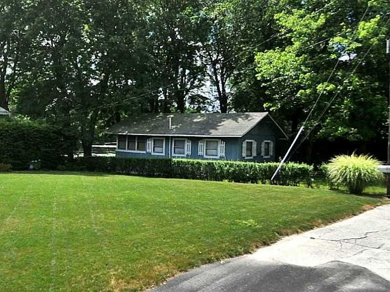 1st image of 39 Breezy Lake Dr