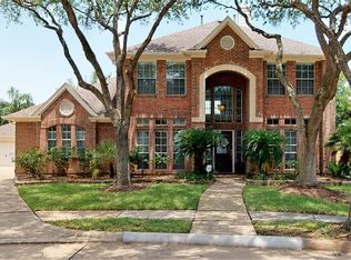 2126 Barrington Pointe Dr, League City, TX 77573