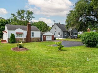 46125 Middle Ridge Rd, Amherst, OH 44001