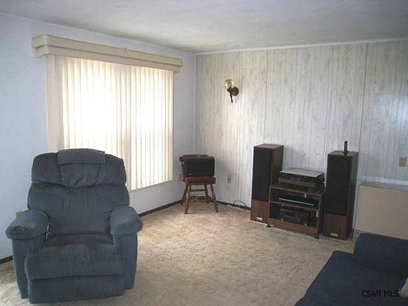 4th image of 113 Poplar Dr