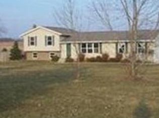 9601 Guilford Rd, Seville, OH 44273