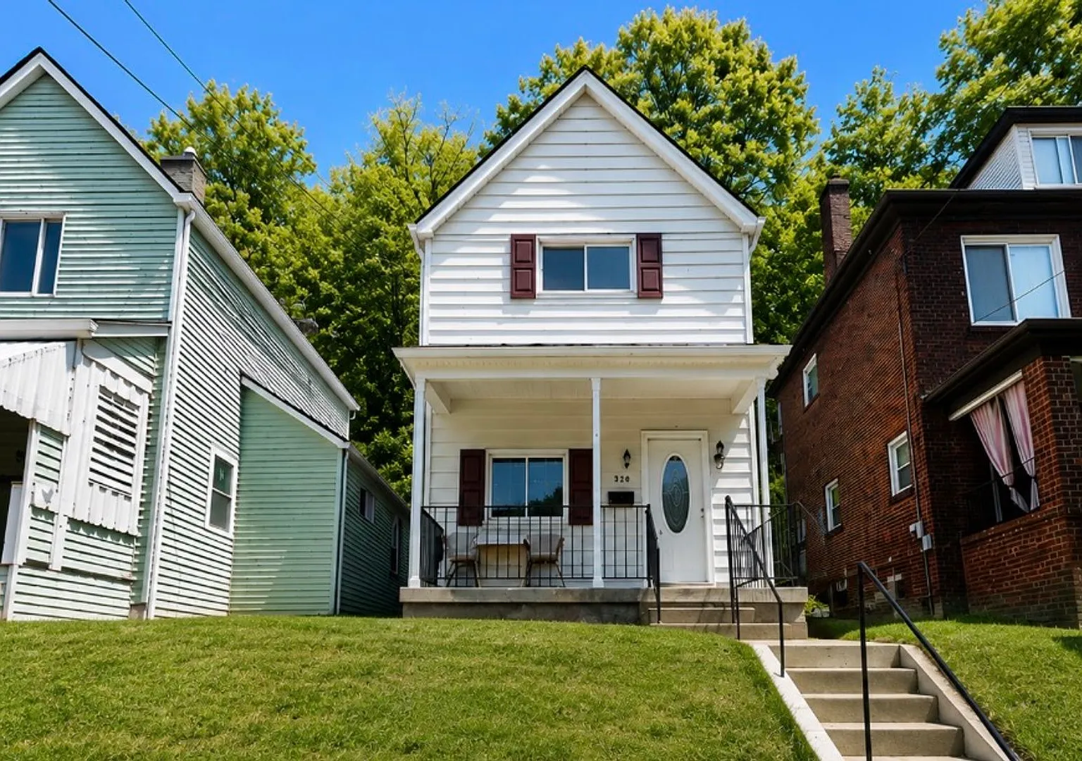 2 Bed 1 Bath- Pittsburgh PA — Photo 1