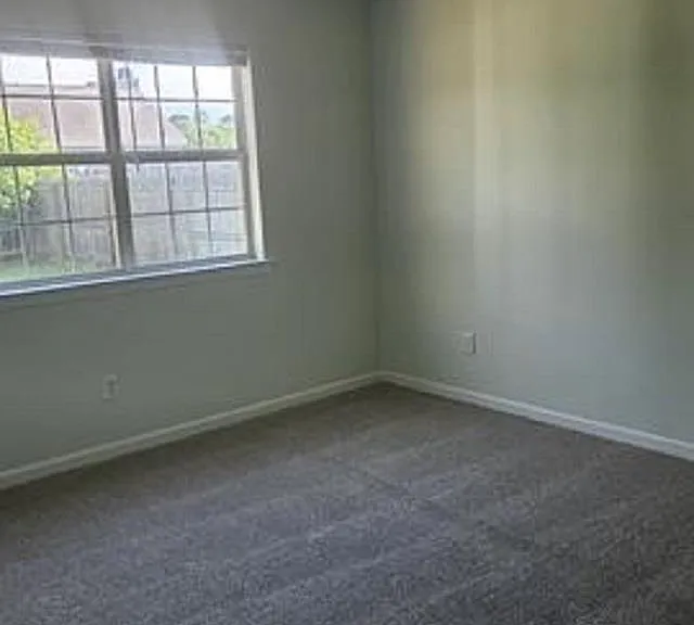 120 Chadwyck Cir — Photo 15