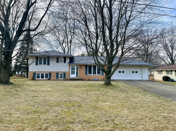 88 Lerue St, Apple Creek, OH 44606