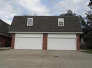 1525 W State St, Springfield, MO 65806
