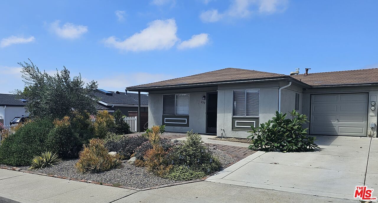 250 Delphinium St, Encinitas, CA 92024 MLS 23309079 Zillow