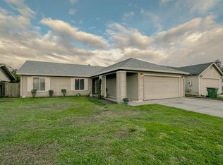 1090 Teakwood St, Turlock, CA 95380
