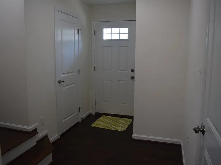 3224 Vogel Rd — Photo 5
