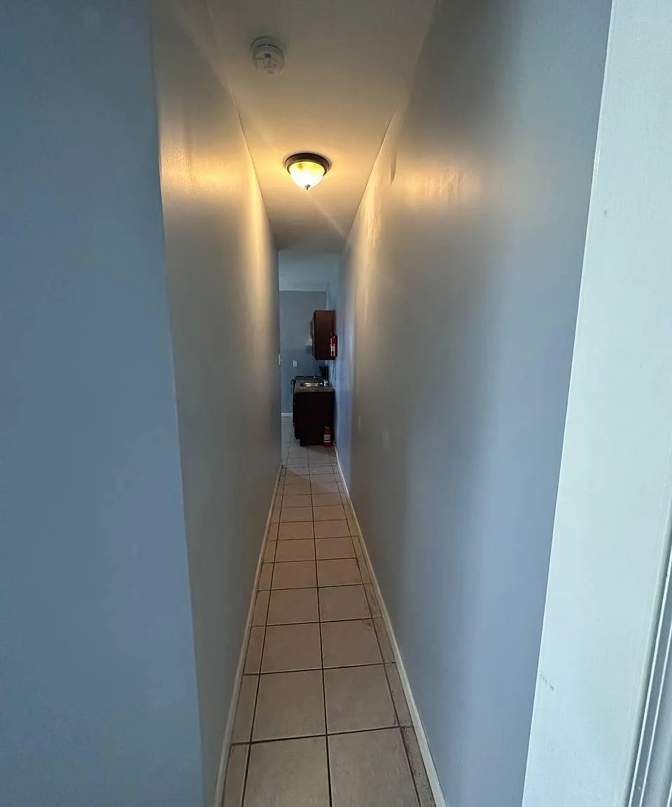 6033 Chestnut St — Photo 3