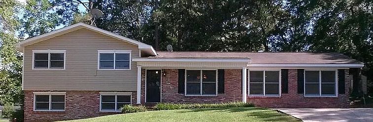 1st image of 204 Harwood Pl