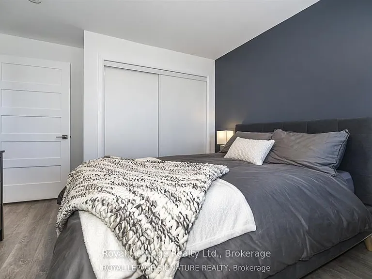 195 Hunter St E #412 — Photo 15