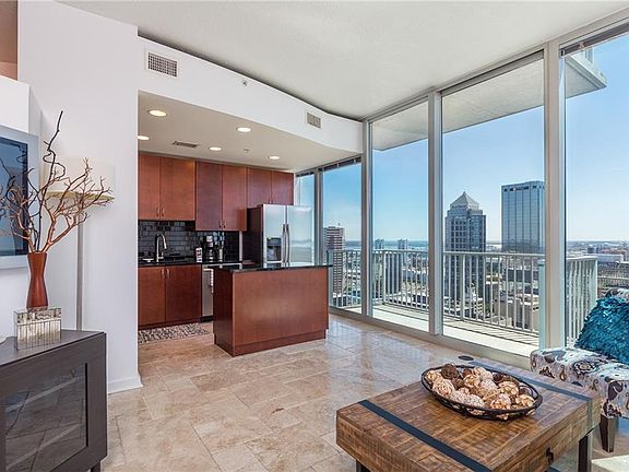 4th image of 777 N Ashley Dr Unit 2806
