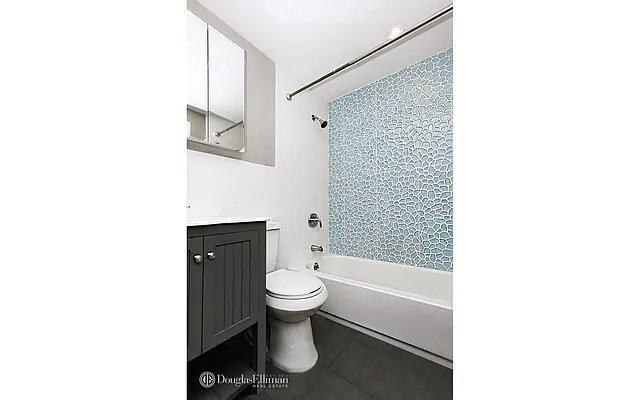 Rented by Douglas Elliman | media 10