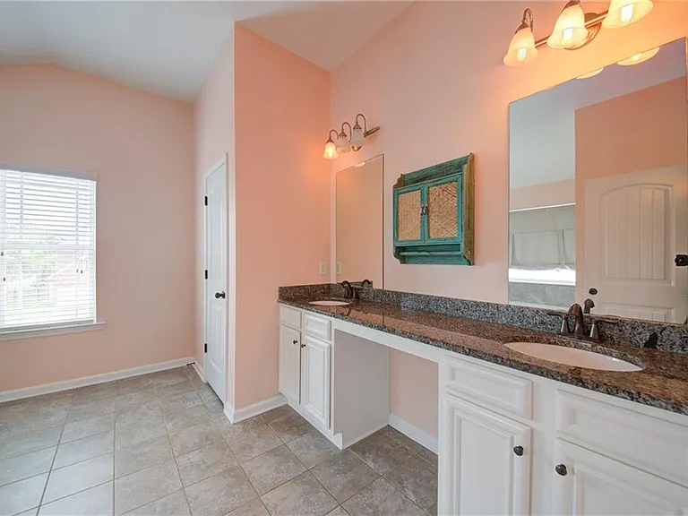 5595 Banner Blvd — Photo 20