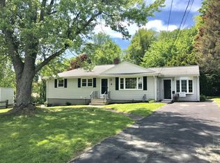 9 Dawson Cir, Shrewsbury, MA 01545