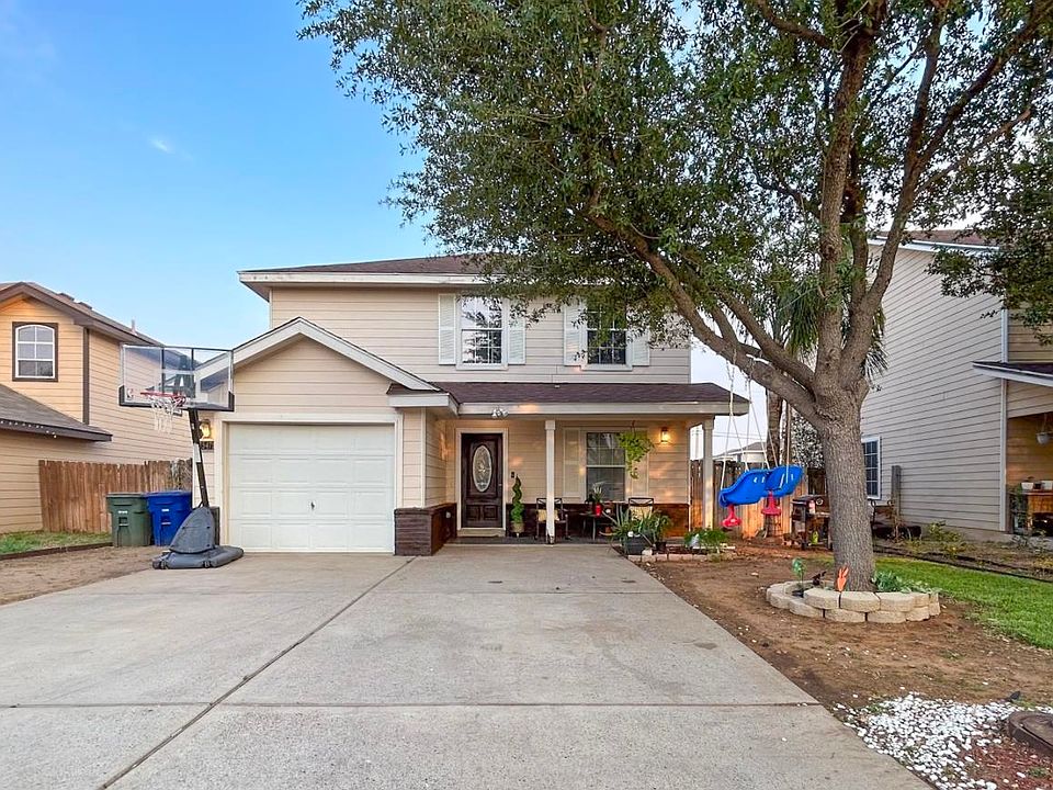 1st image of 17547 College Port Dr