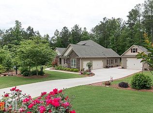 101 Timber Creek Estates Dr, Sharpsburg, GA 30277