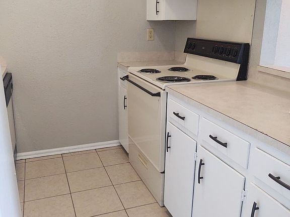 4th image of 600 Rim Rd APT 4