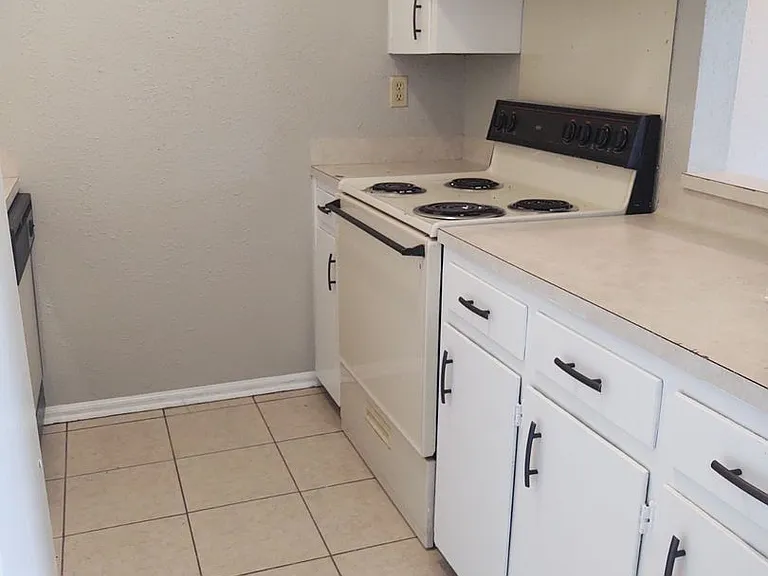 600 Rim Rd — Photo 4