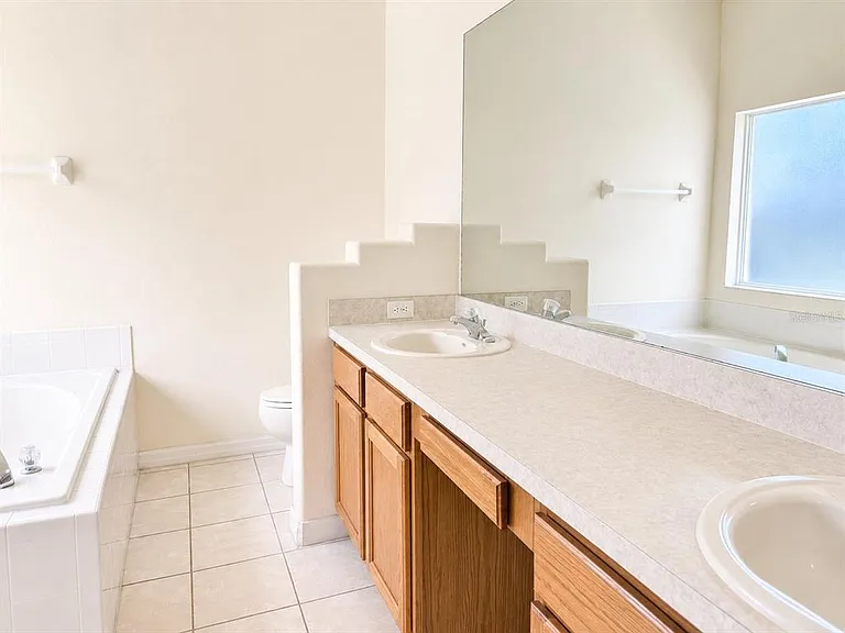 16647 Fresh Meadow Dr — Photo 12