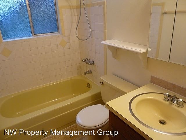 1st image of 1526 7th St APT 7