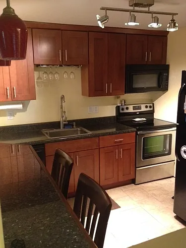 1114 River Ct Photo 1
