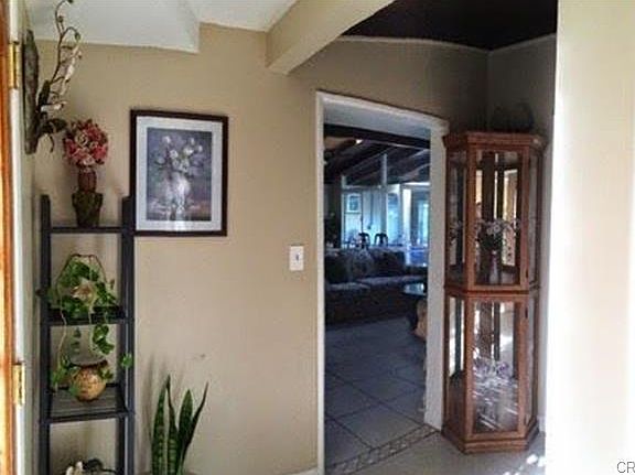 5th image of 650 S Gilbuck Dr