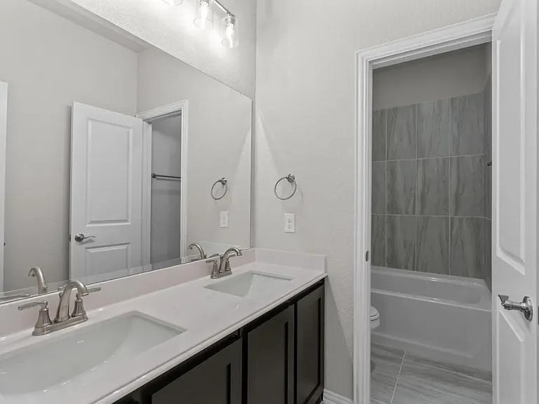 16921 Sandgrass Dr — Photo 4