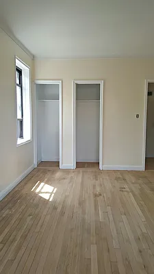 Rented by U2Apartment LLC | media 8