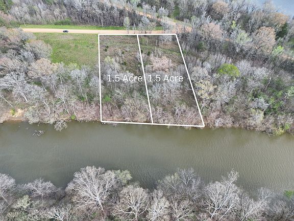 2nd image of 540 Twin Rivers Rd