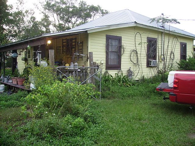2nd image of 521 Dr Martin Luther King Jr Mem Rd