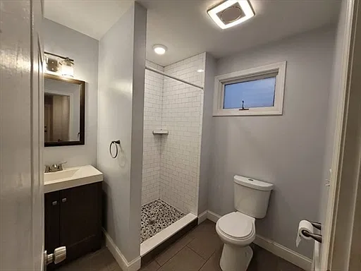 2 bed, 900 sqft, $2,500 — Photo 4