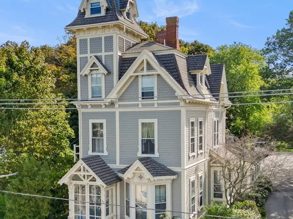13 Pleasant St #3, Rockport, MA 01966
