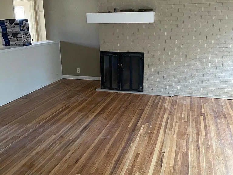 601 S Woodlawn Blvd — Photo 2