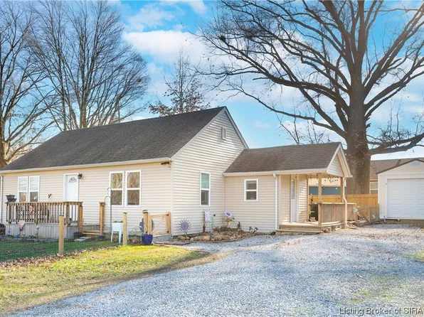 1111 Cope, Scottsburg, IN 47170