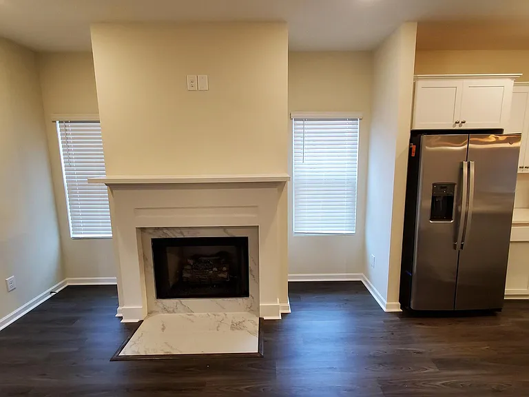 561 Waterpoint Way — Photo 4